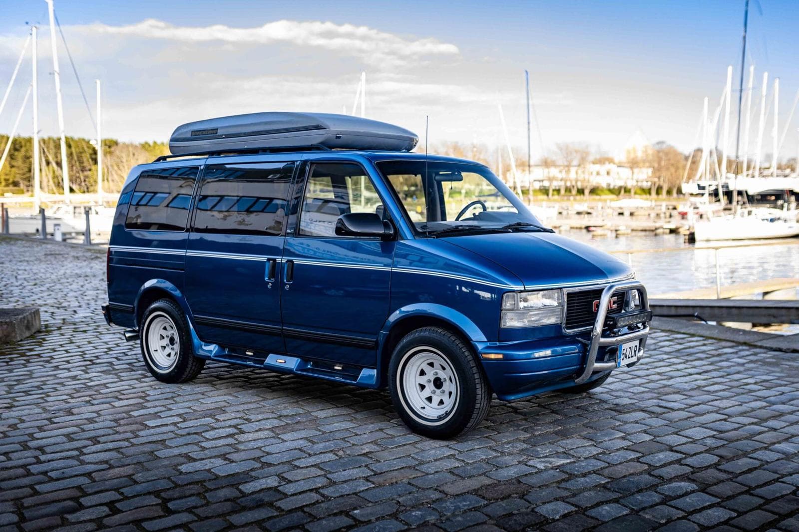 GMC Safari van side view